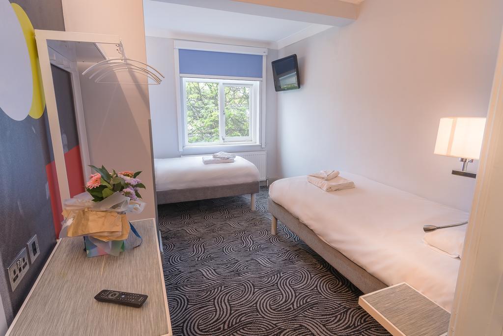 Victoria Inn London Bagian luar foto