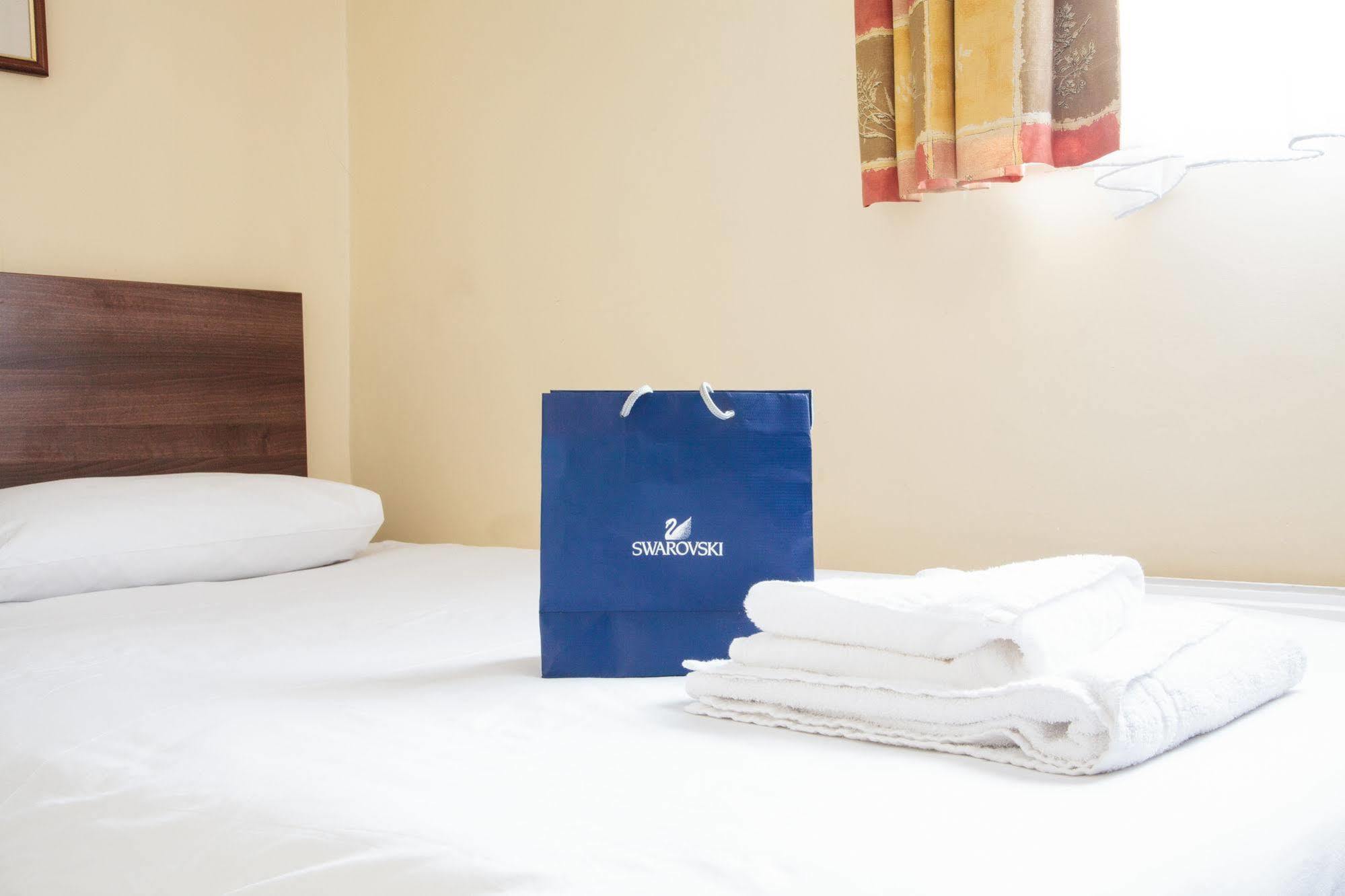 Victoria Inn London Bagian luar foto