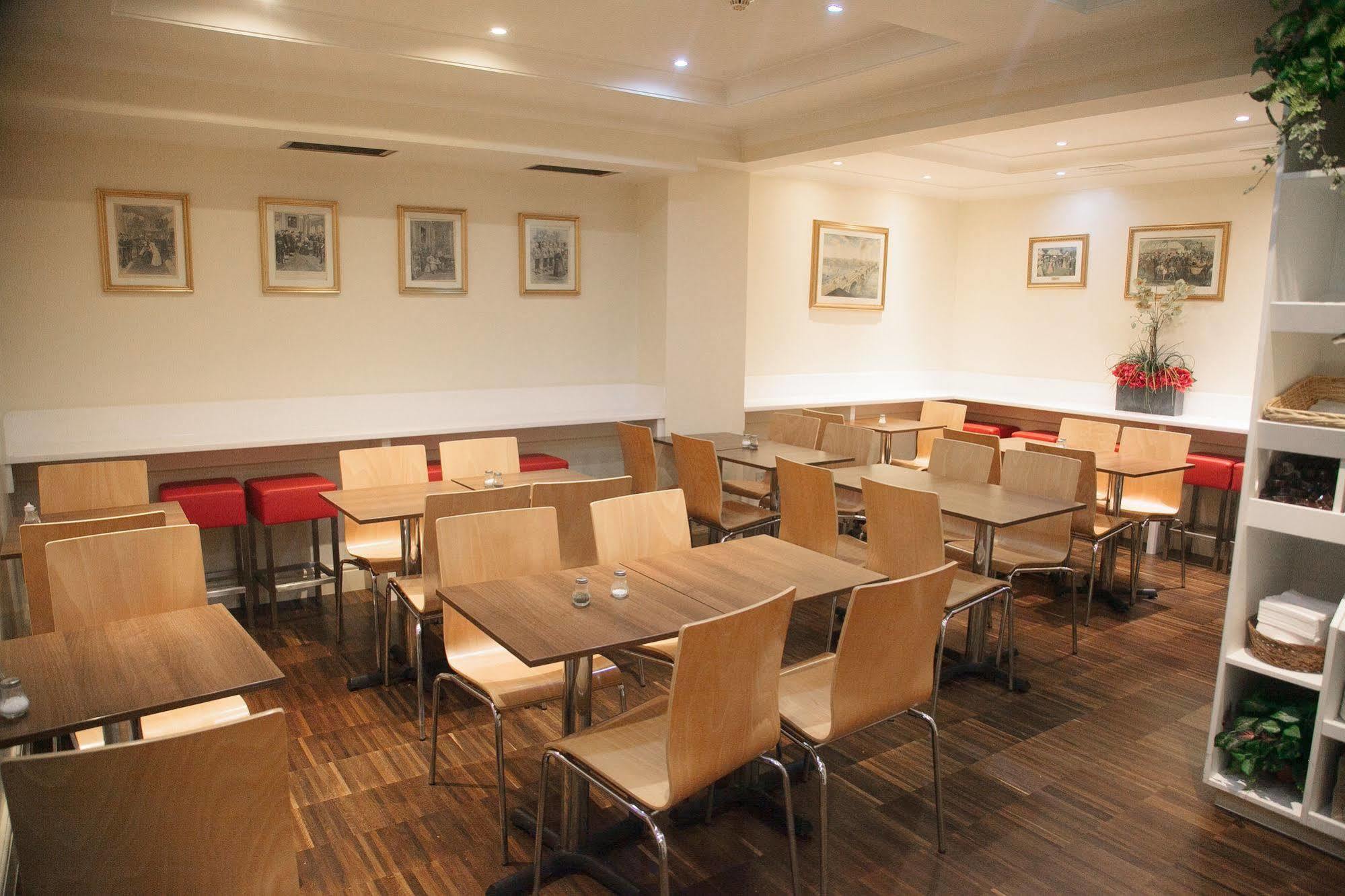 Victoria Inn London Bagian luar foto